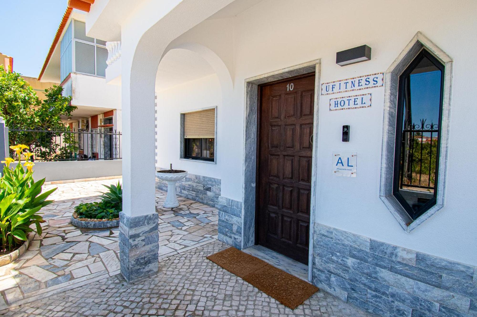 Ufitness Retreat Guesthouse Vila Real de Santo António Exterior foto